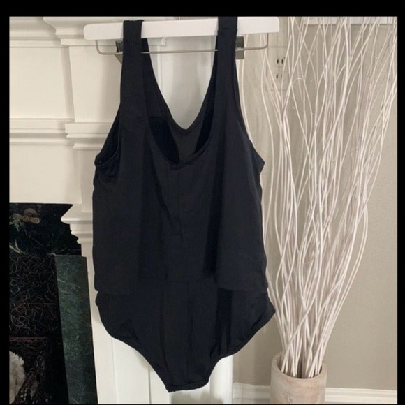 Land's end swimsuit black FAUXKINI V-NECK - Picture 6 of 7